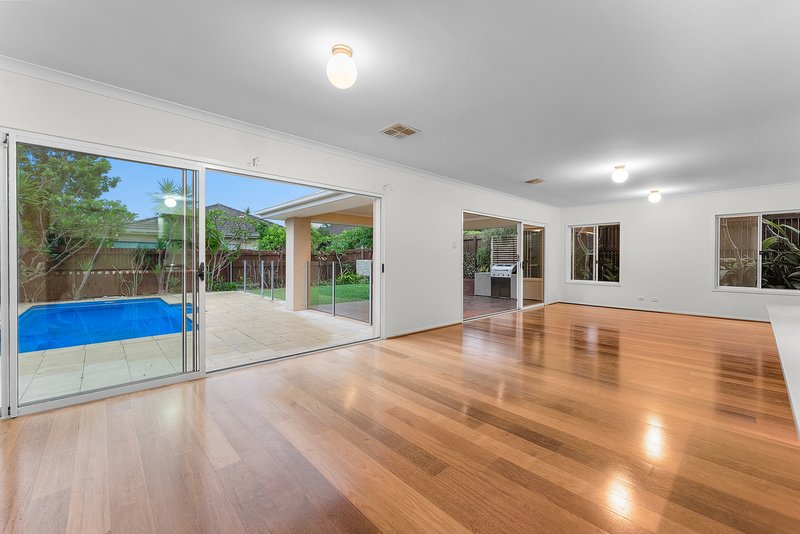 Photo - 3 Price Street, North Lakes QLD 4509 - Image 5