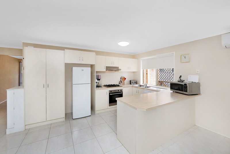 Photo - 3 Princeton Court, Lake Munmorah NSW 2259 - Image 3