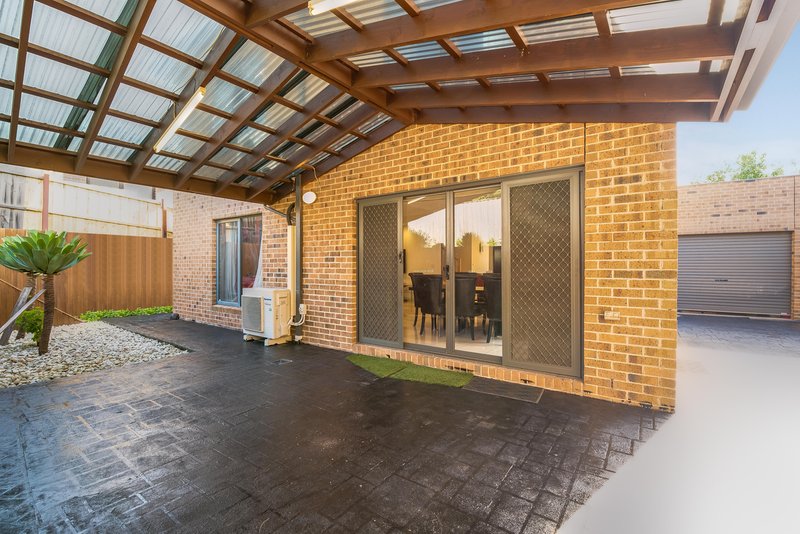 Photo - 3 Princetown Drive, South Morang VIC 3752 - Image 13