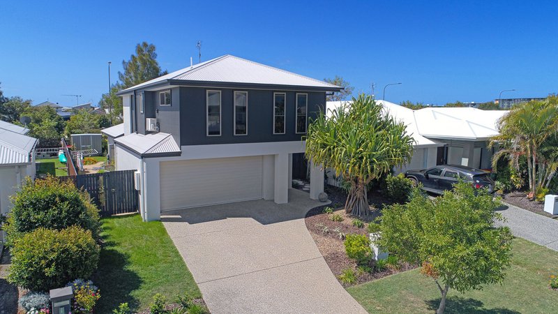 Photo - 3 Promontory Street, Birtinya QLD 4575 - Image 17