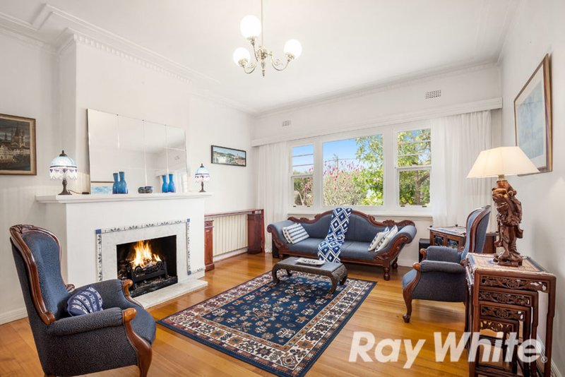 Photo - 3 Proudfoot Street, Mont Albert VIC 3127 - Image 2