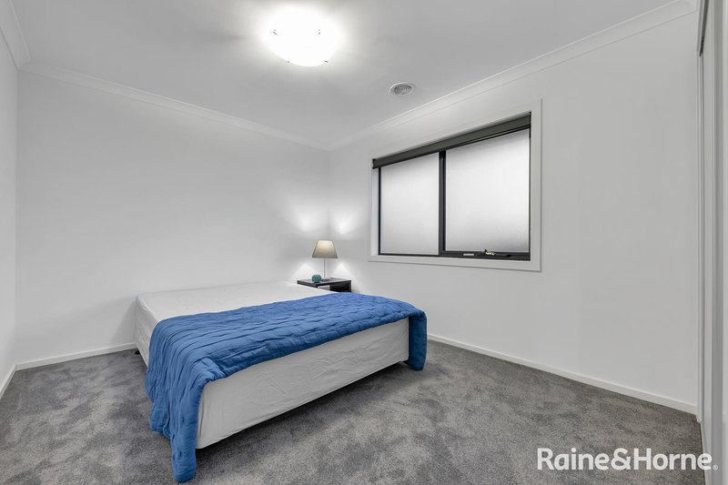 Photo - 3 Pymble Terrace, Truganina VIC 3029 - Image 26