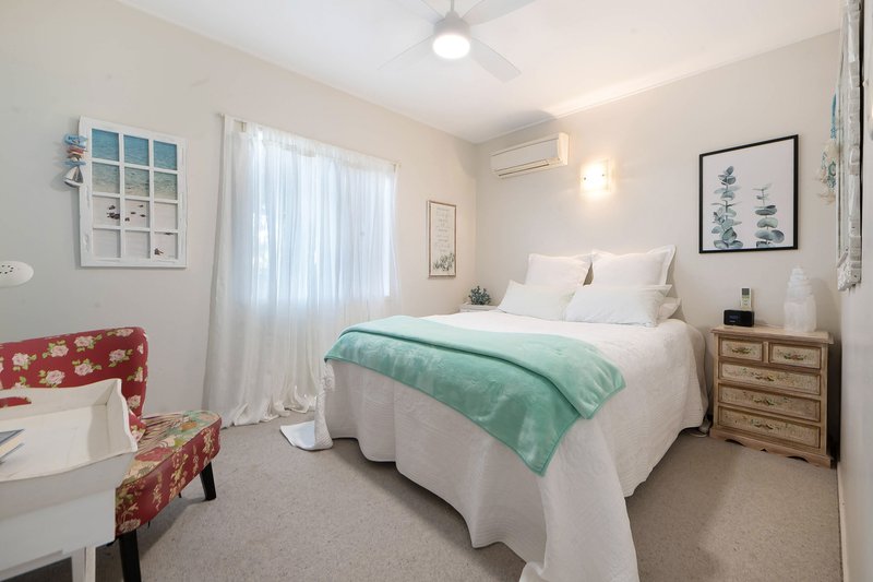 Photo - 3 Quail Street, Slade Point QLD 4740 - Image 21