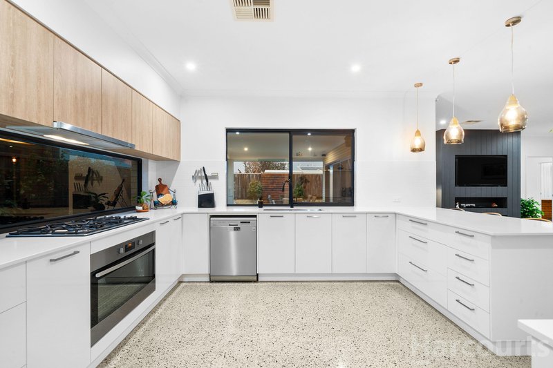 Photo - 3 Quandong Parkway, Halls Head WA 6210 - Image 8