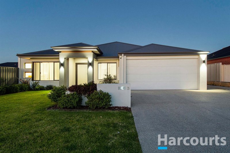 Photo - 3 Quandong Parkway, Halls Head WA 6210 - Image 2