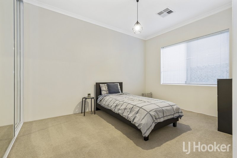 Photo - 3 Quarral Street, Yanchep WA 6035 - Image 12