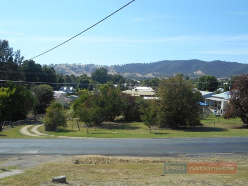 Photo - 3 Quartz Street, Adelong NSW 2729 - Image 10