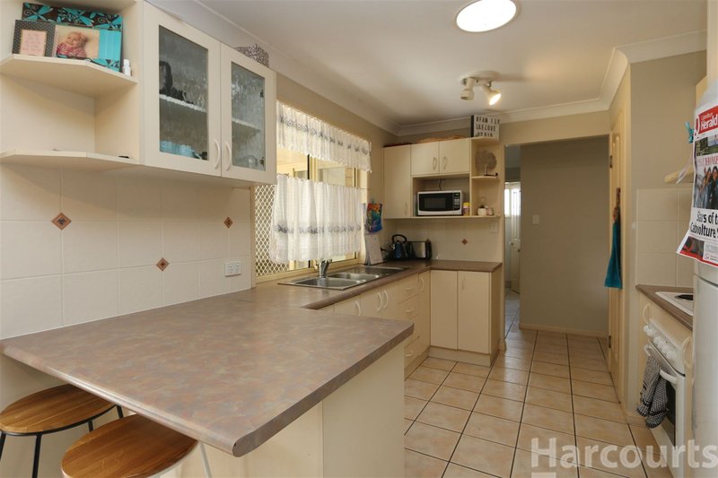 Photo - 3 Queenscliff Court, Sandstone Point QLD 4511 - Image 3