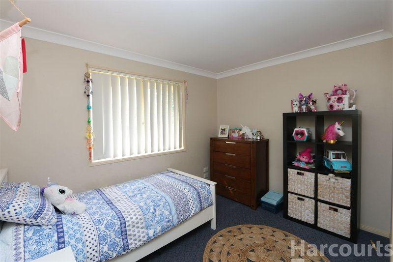 Photo - 3 Queenscliff Court, Sandstone Point QLD 4511 - Image 8