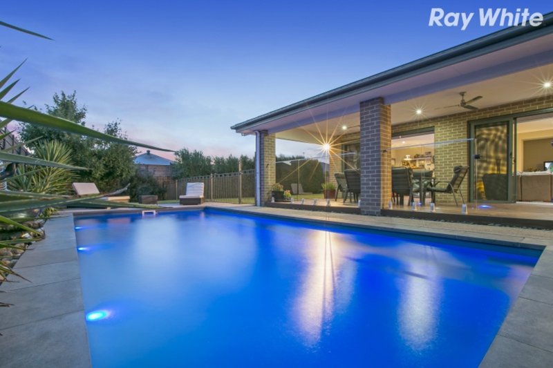 Photo - 3 Ramsay Close, Pakenham VIC 3810 - Image 12