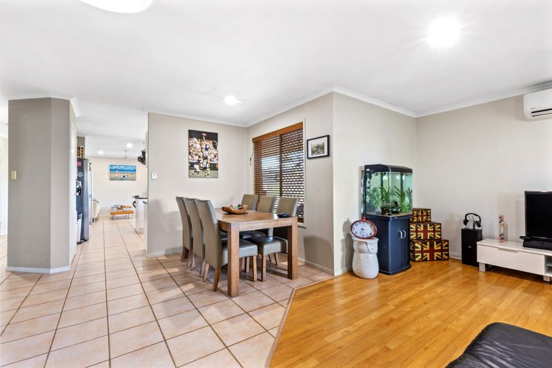 Photo - 3 Rathdowney Avenue, Aroona QLD 4551 - Image 7