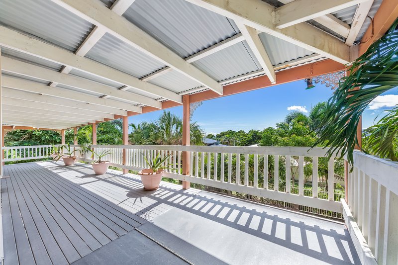 Photo - 3 Rattray Avenue, Hideaway Bay QLD 4800 - Image 8