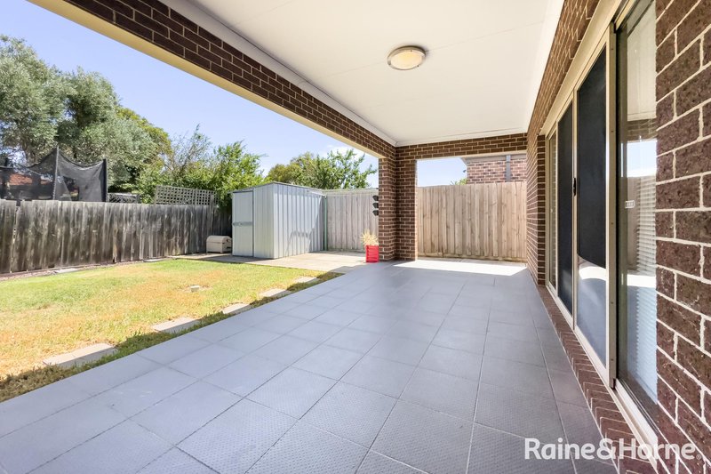 Photo - 3 Rattray Court, Altona Meadows VIC 3028 - Image 11