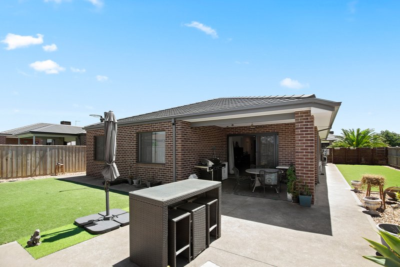 Photo - 3 Razorbill Terrace, Werribee VIC 3030 - Image 17