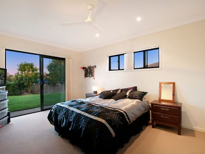 Photo - 3 Reagan Close, Pimpama QLD 4209 - Image 10