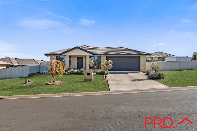 3 Red Cedar Cove, Tamworth NSW 2340