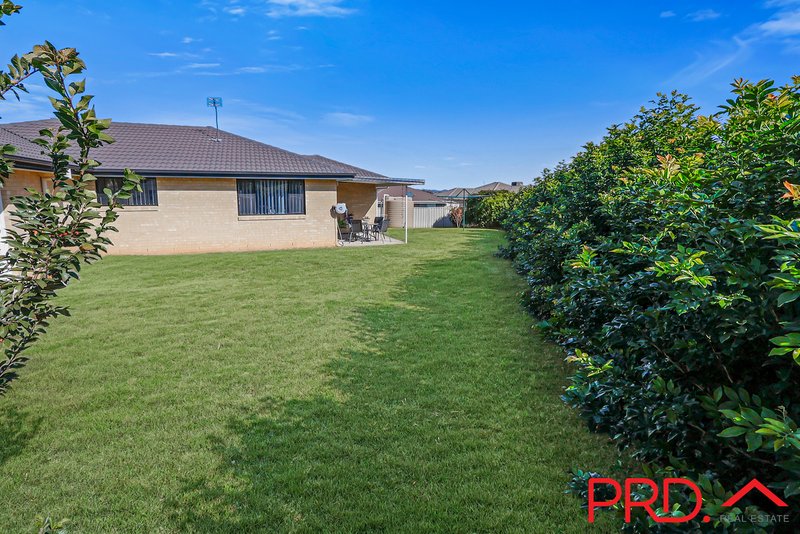 Photo - 3 Red Cedar Cove, Tamworth NSW 2340 - Image 13