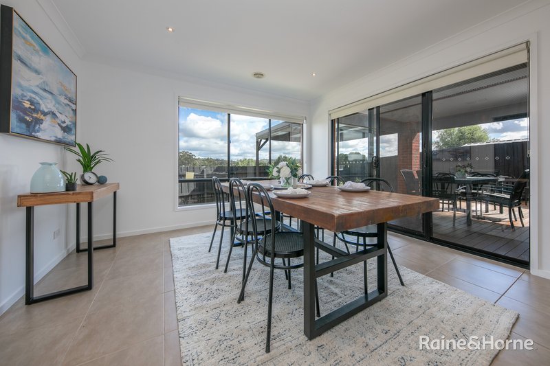 Photo - 3 Redpath Court, Sunbury VIC 3429 - Image 10