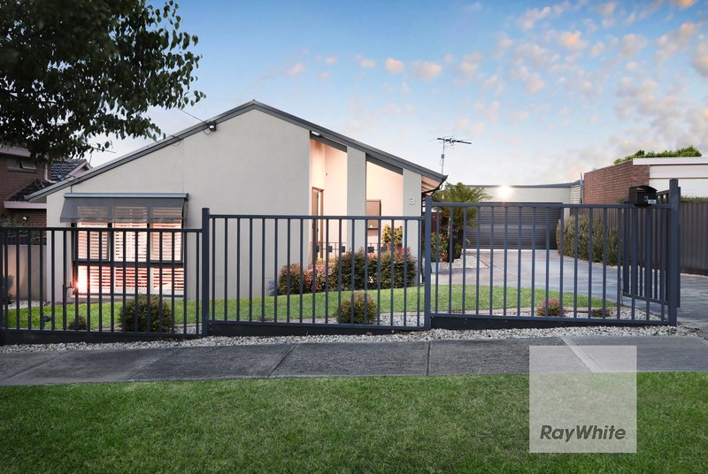 Photo - 3 Reeves Close, Gladstone Park VIC 3043 - Image 2