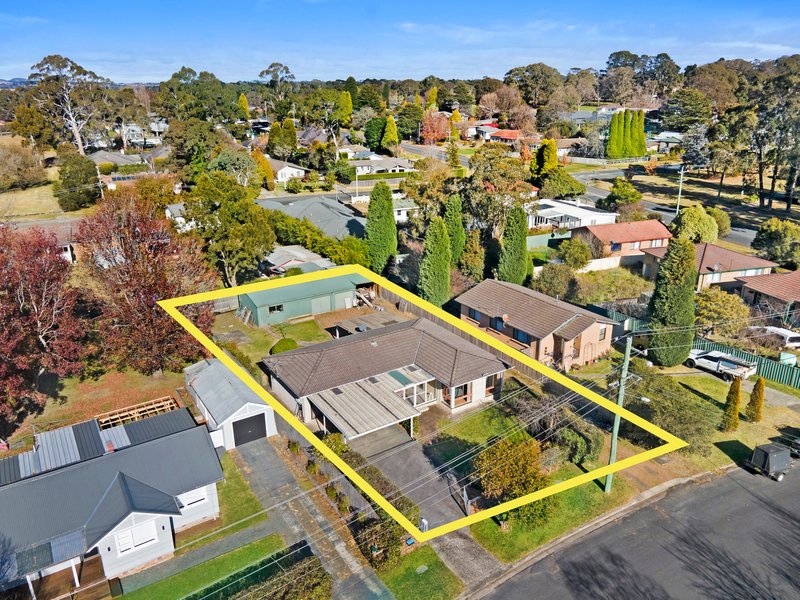 Photo - 3 Retford Road, Bowral NSW 2576 - Image 2