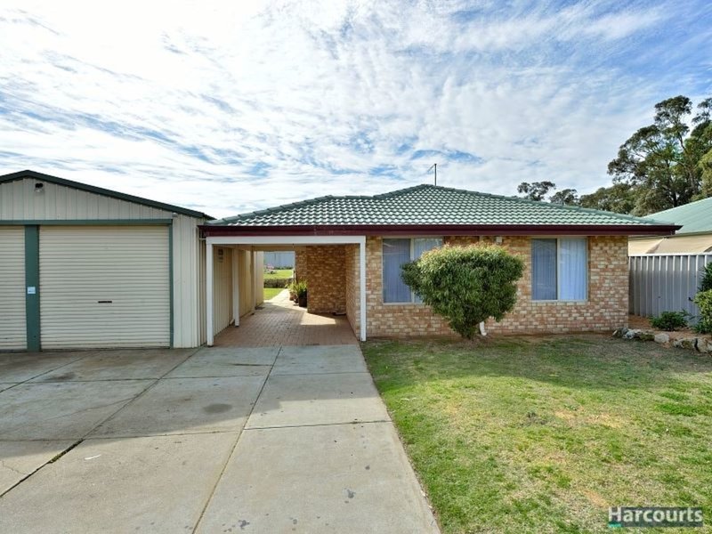 3 Reynolds Avenue, Greenfields WA 6210