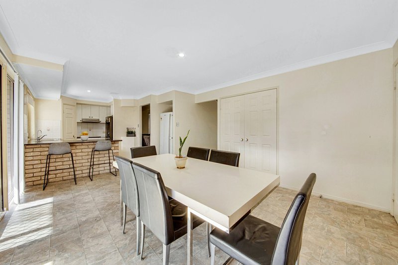 Photo - 3 Ridge Close, Tannum Sands QLD 4680 - Image 5