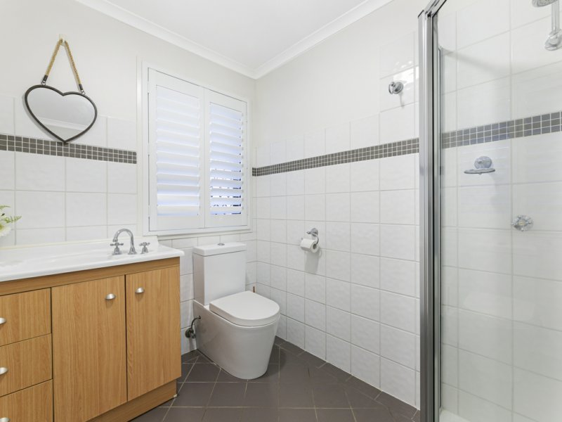 Photo - 3 Ridgevale Dve , Helensvale QLD 4212 - Image 22