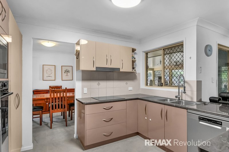 Photo - 3 Rio Court, Underwood QLD 4119 - Image 5