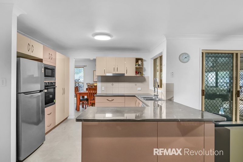 Photo - 3 Rio Court, Underwood QLD 4119 - Image 6