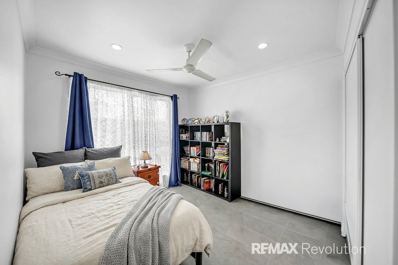 Photo - 3 Rio Court, Underwood QLD 4119 - Image 9