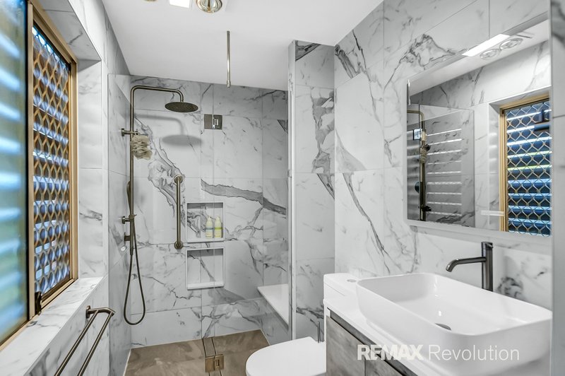 Photo - 3 Rio Court, Underwood QLD 4119 - Image 12