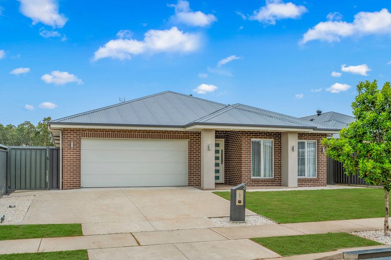 3 Riverdale Close, Rutherford NSW 2320