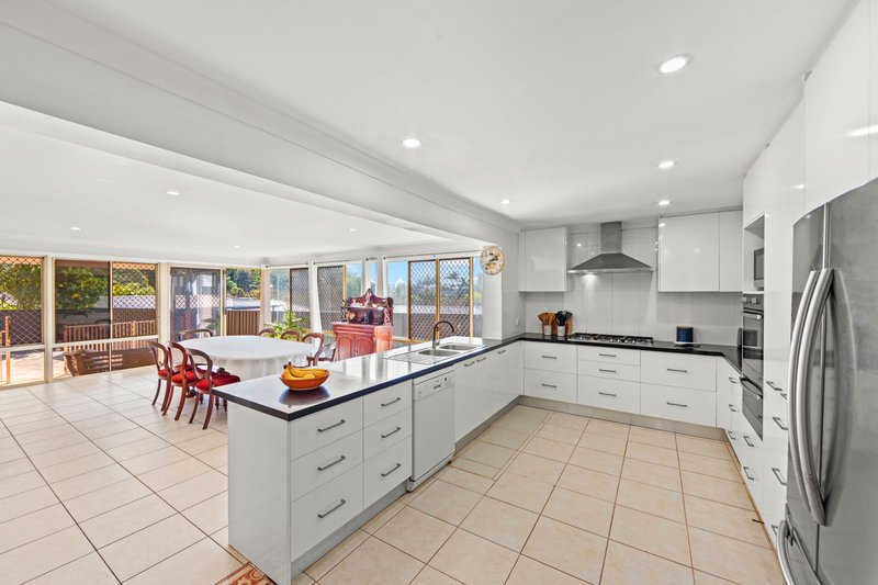 Photo - 3 Robinson Place, Currumbin Waters QLD 4223 - Image 2