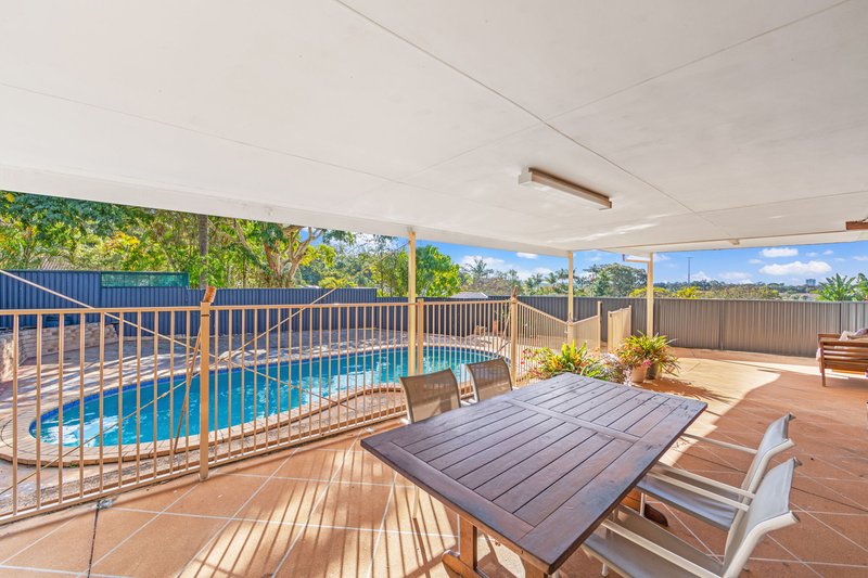 Photo - 3 Robinson Place, Currumbin Waters QLD 4223 - Image 8