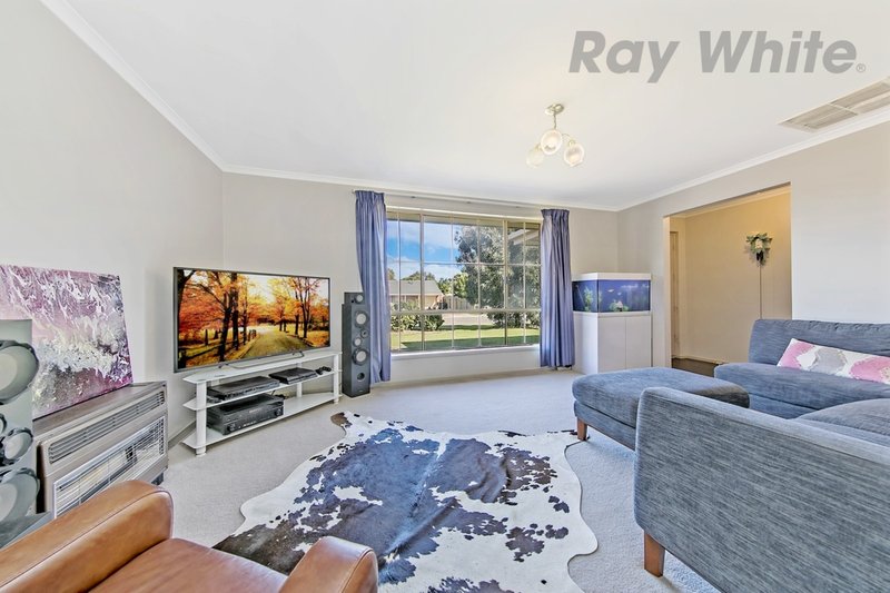 Photo - 3 Robinson Road, Willaston SA 5118 - Image 2