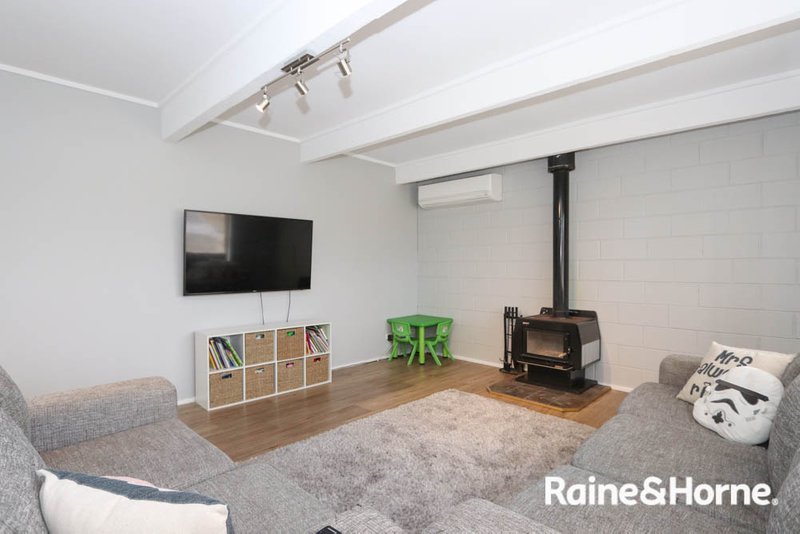 Photo - 3 Rockley Street, Perthville NSW 2795 - Image 2