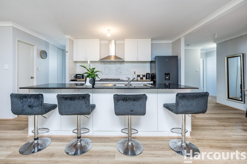 Photo - 3 Rondo Way, Yanchep WA 6035 - Image 10