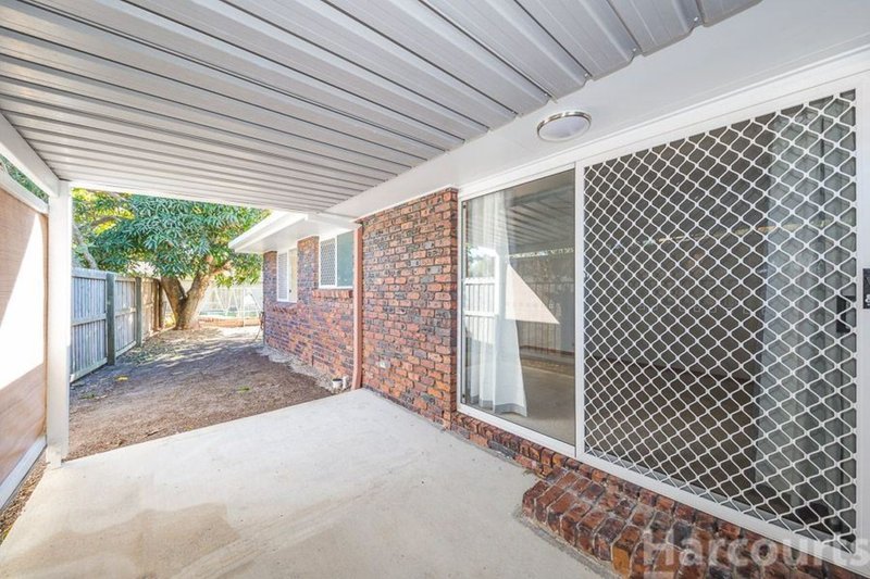 Photo - 3 Rose Ct , Bongaree QLD 4507 - Image 9