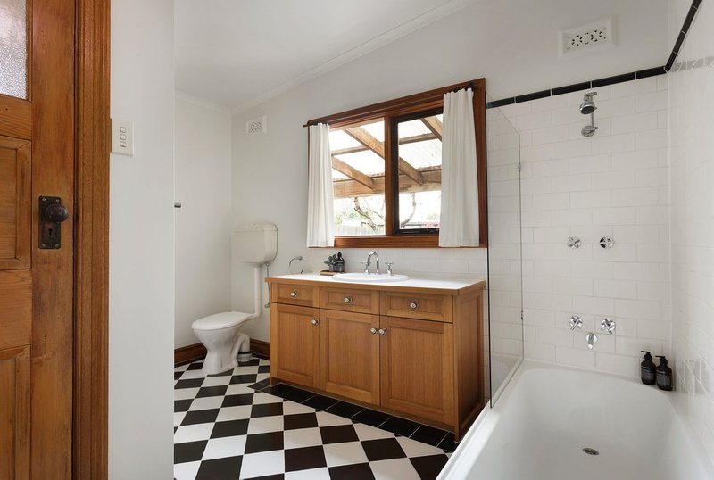 Photo - 3 Rose Street, Brunswick VIC 3056 - Image 7