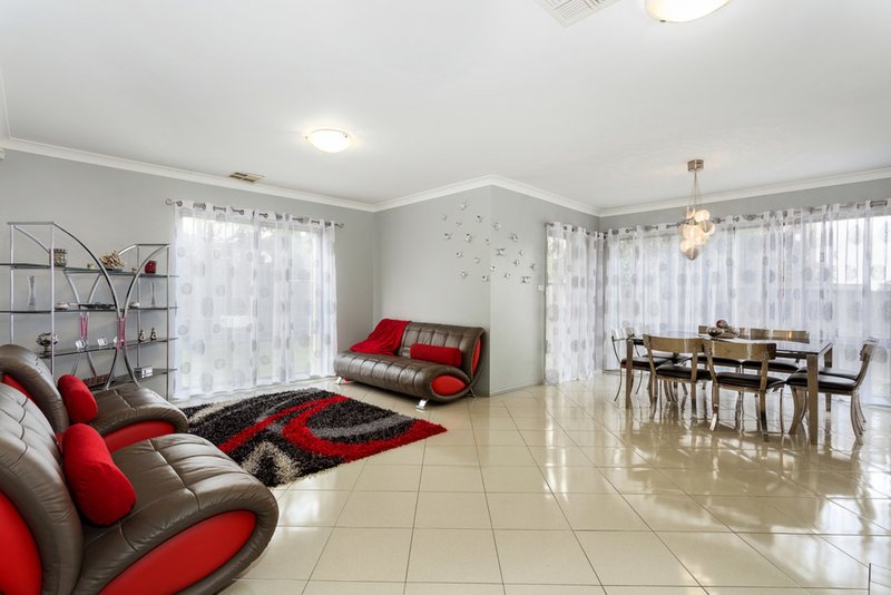 Photo - 3 Rosebery Road, Kellyville NSW 2155 - Image 3