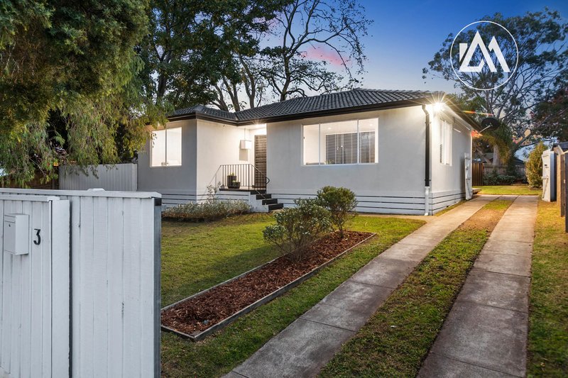 3 Rosemary Crescent, Frankston North VIC 3200