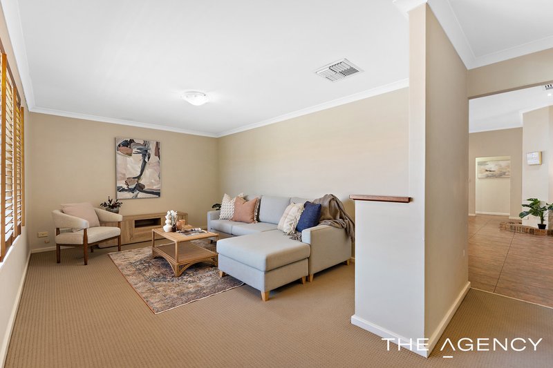 Photo - 3 Rossell Place, Atwell WA 6164 - Image 3