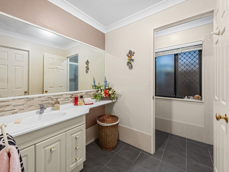 Photo - 3 Rothschild Street, Eatons Hill QLD 4037 - Image 10