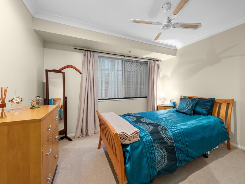 Photo - 3 Rothschild Street, Eatons Hill QLD 4037 - Image 11