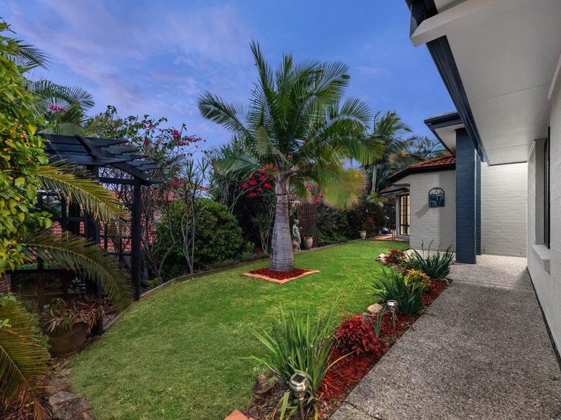 Photo - 3 Rothschild Street, Eatons Hill QLD 4037 - Image 16