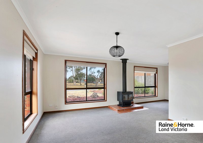 Photo - 3 Rothwell Road, Little River VIC 3211 - Image 6