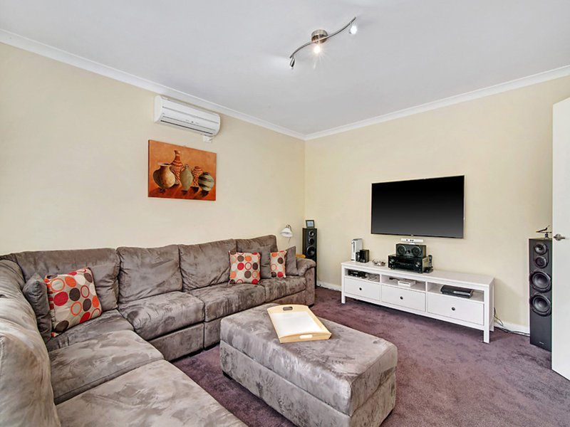 Photo - 3 Rowanval Terrace, Mernda VIC 3754 - Image 8