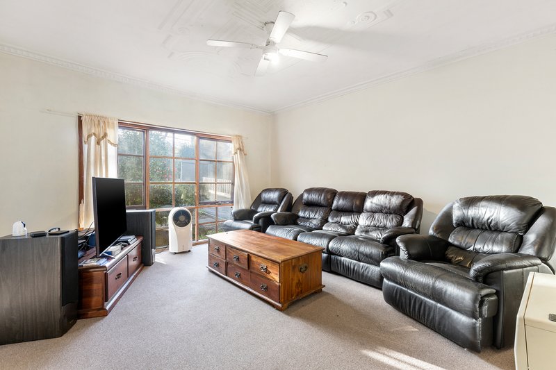 Photo - 3 Royal Avenue, Heathmont VIC 3135 - Image 3