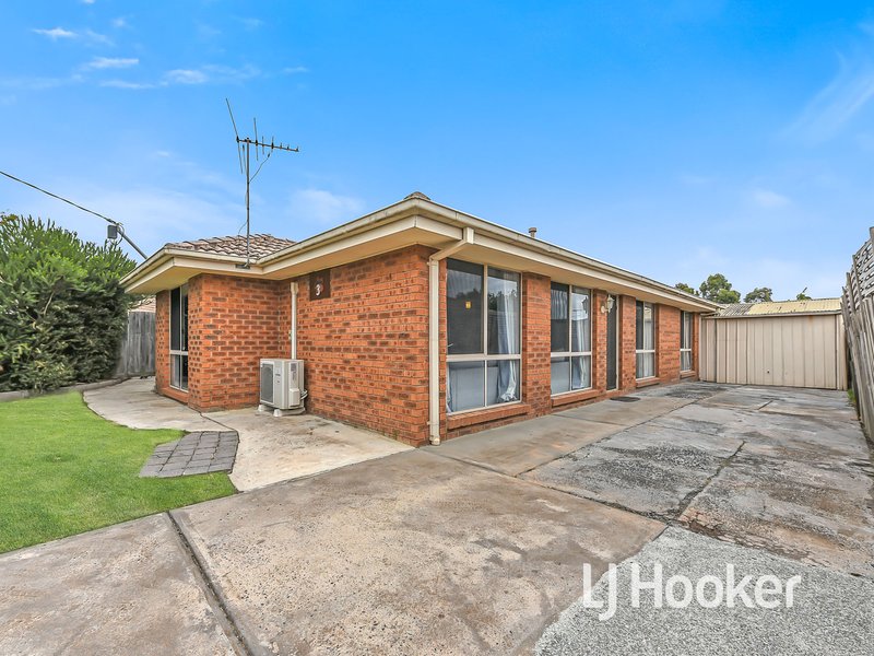 3 Ruffles Court, Cranbourne West VIC 3977