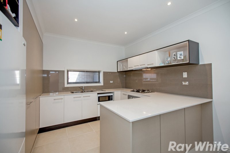 Photo - 3 Runecrest Terrace, Epping VIC 3076 - Image 2